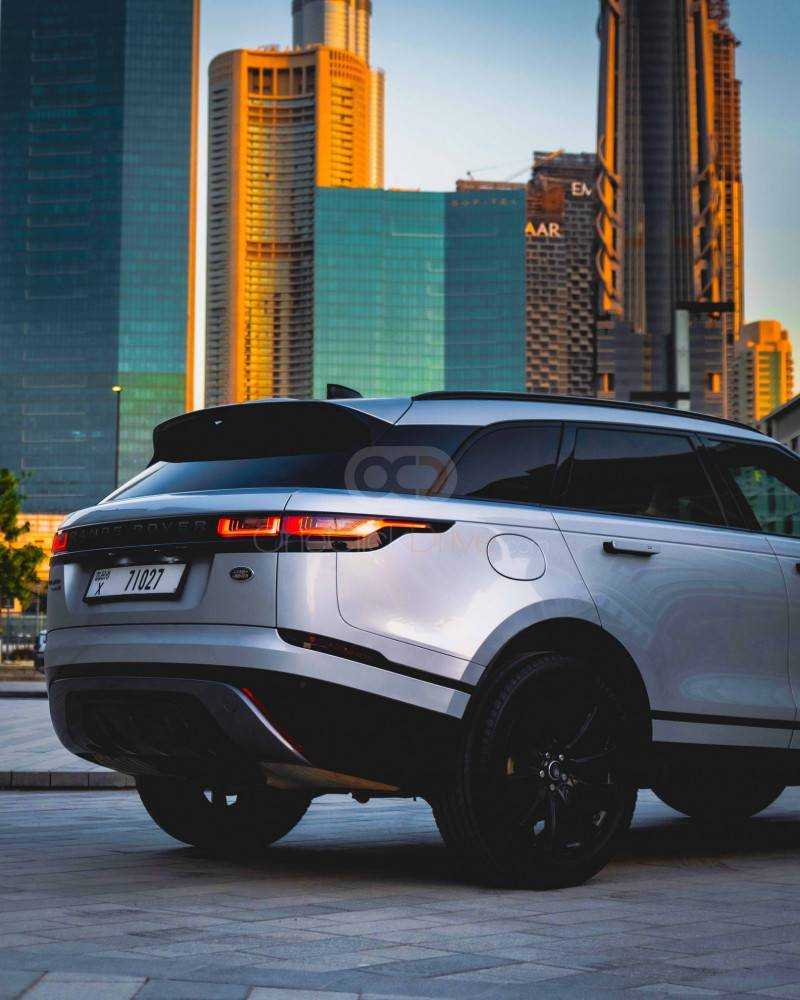 RENT LAND ROVER RANGE ROVER VELAR R DYNAMIC 2019 IN DUBAI-pic_4