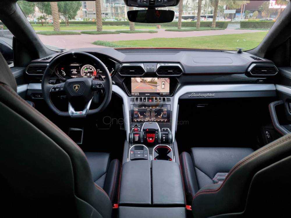 RENT LAMBORGHINI URUS 2020 IN DUBAI-pic_3