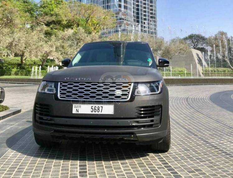 RENT LAND ROVER RANGE ROVER VOGUE SE 2019 IN DUBAI-pic_2