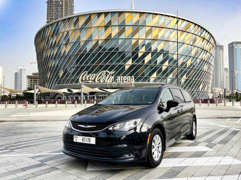 RENT CHRYSLER PACIFICA 2021 IN DUBAI-pic_1