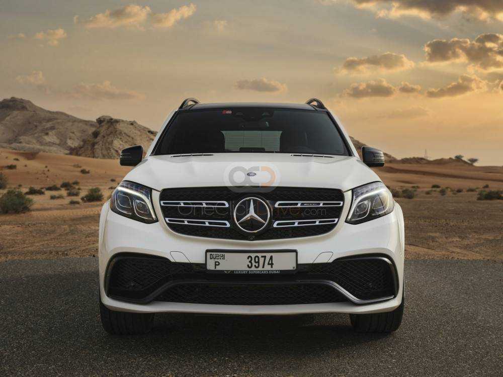 RENT MERCEDES BENZ AMG GLS 63S 2017 IN DUBAI-pic_2