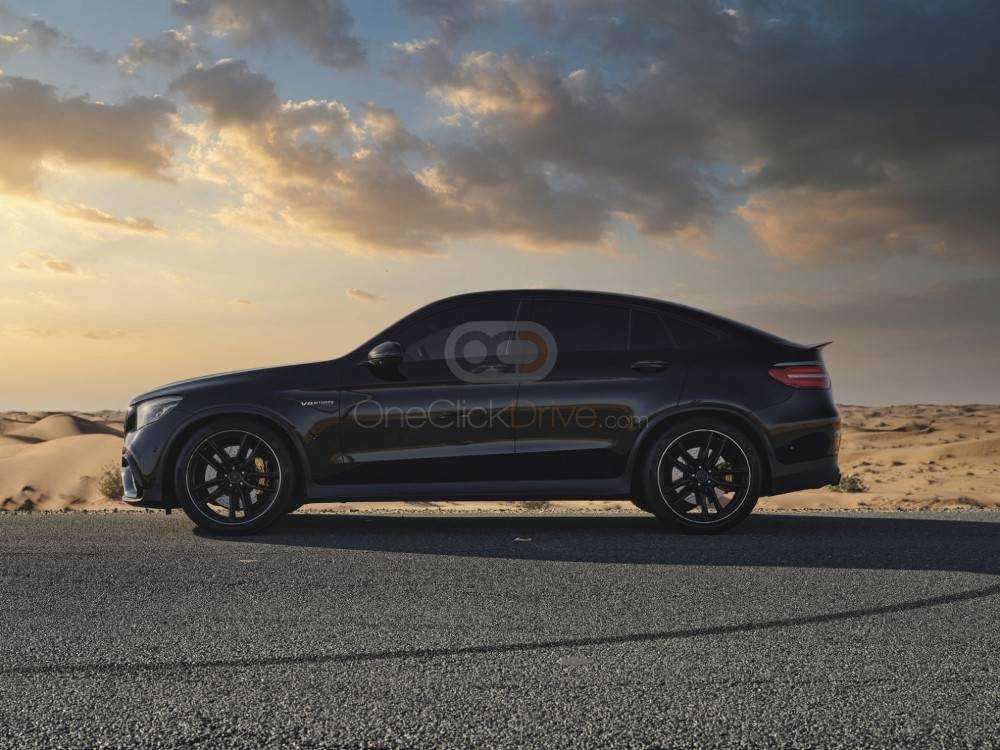 RENT MERCEDES BENZ AMG GLC 63 COUPE-pic_2