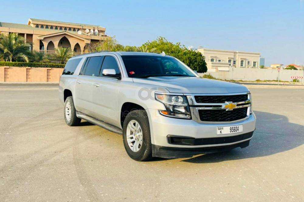 RENT CHEVROLET SUBURBAN 2018 IN DUBAI-pic_1