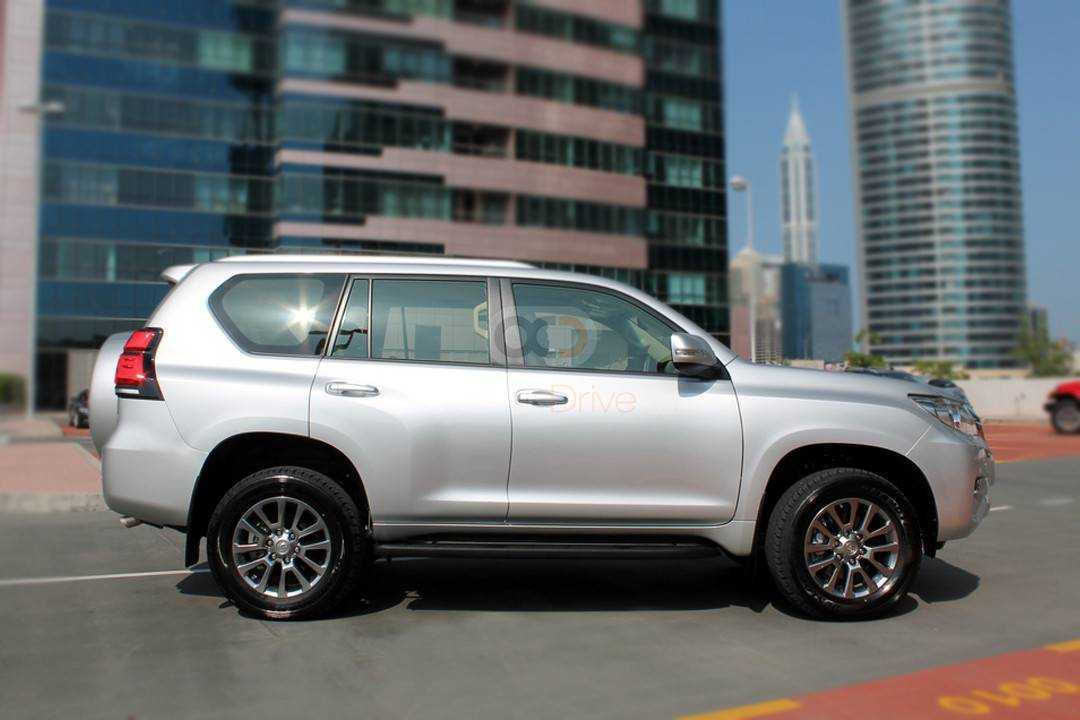 RENT TOYOTA PRADO 2020 IN DUBAI-pic_2