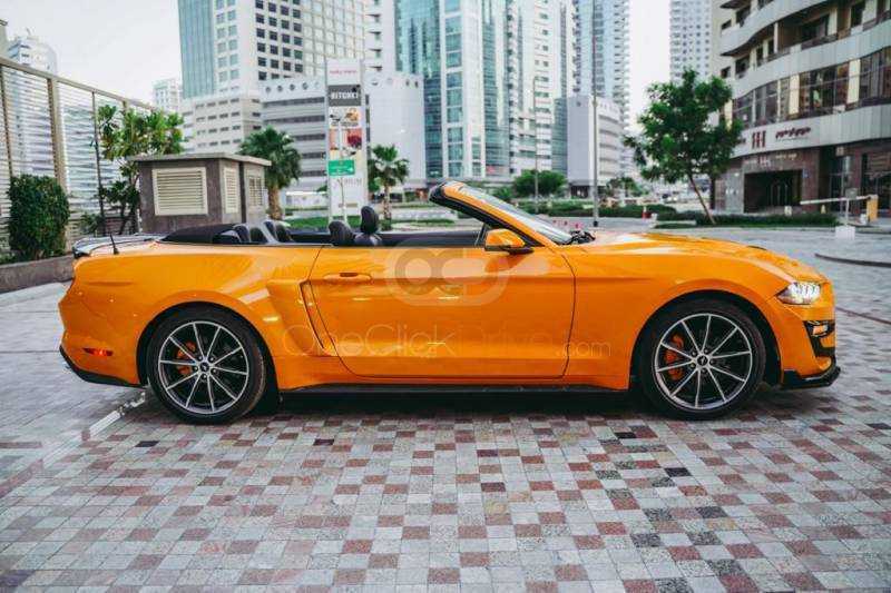 RENT FORD MUSTANG ECOBOOST CONVERTIBLE V4-pic_5