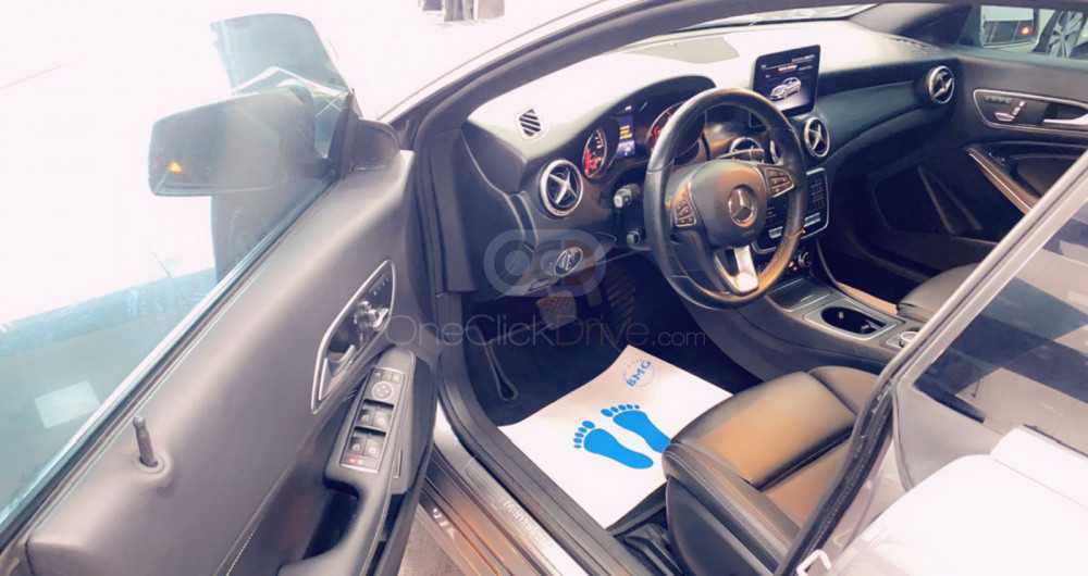 RENT MERCEDES BENZ CLA 250 2018 IN DUBAI-pic_2