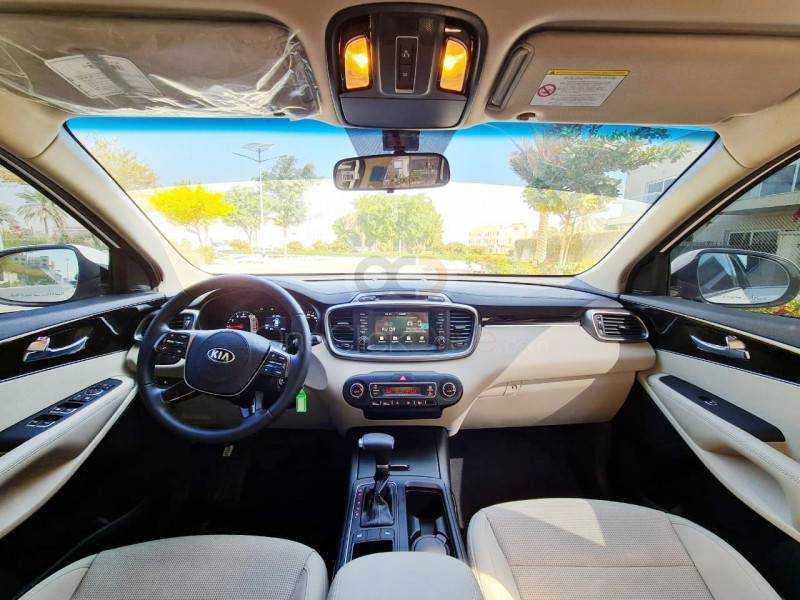 RENT KIA SORENTO 2020 IN DUBAI-pic_2