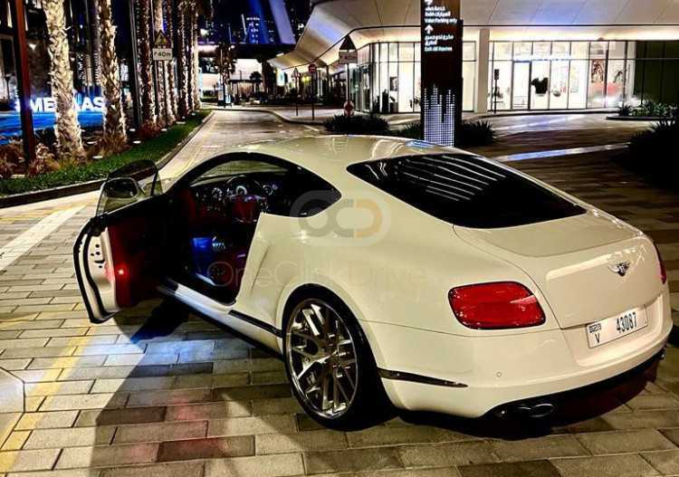 RENT BENTLEY CONTINENTAL GT 2018 IN DUBAI-pic_3