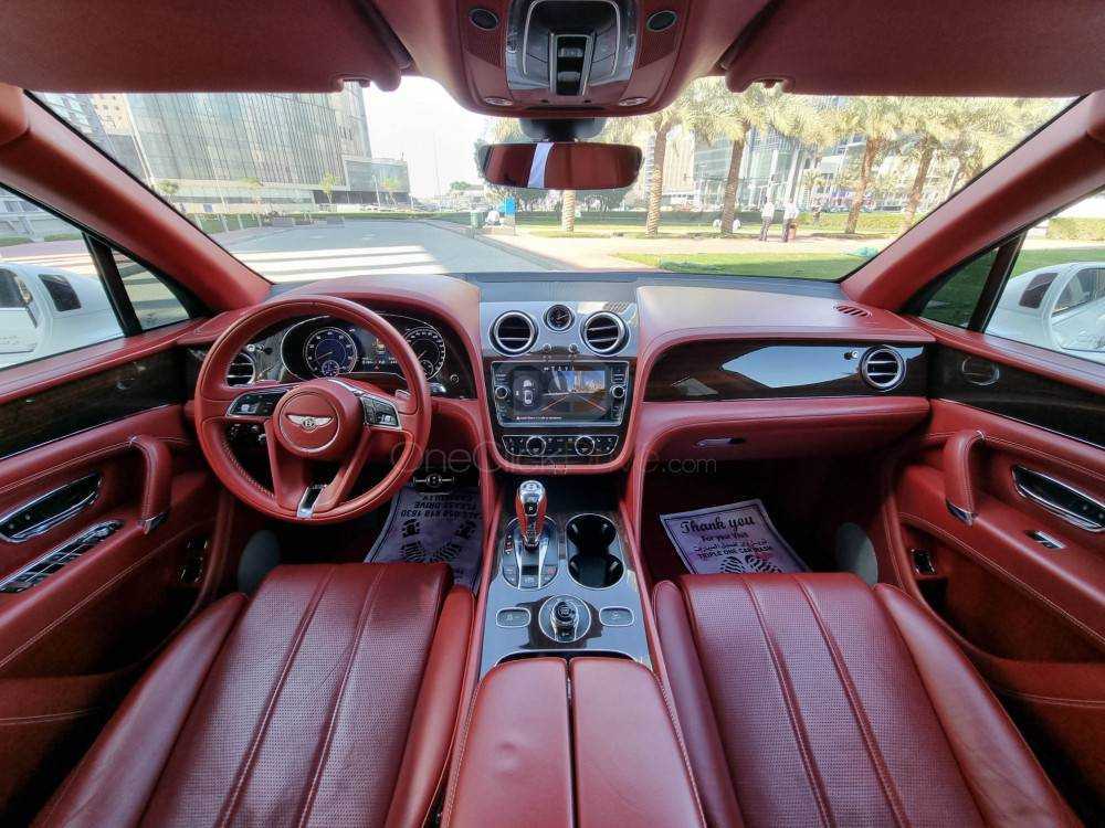 RENT BENTLEY BENTAYGA 2020 IN DUBAI-pic_4