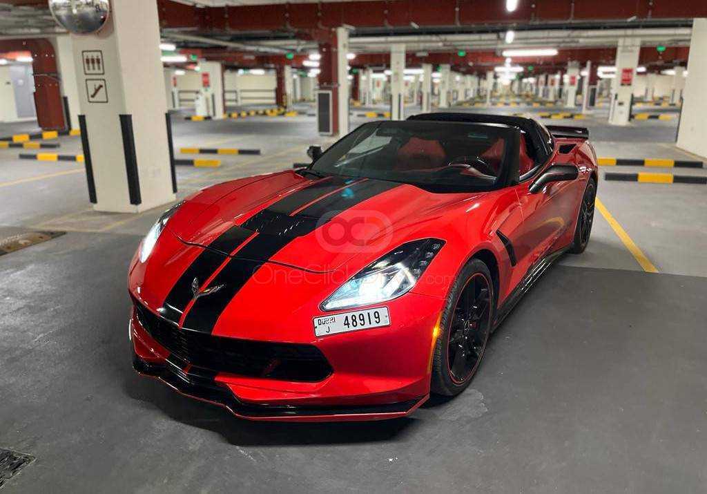 RENT CHEVROLET CORVETTE 2018 IN DUBAI-pic_1