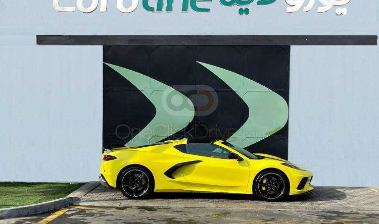 RENT CHEVROLET CORVETTE STINGRAY C8 2022 IN DUBAI-pic_3