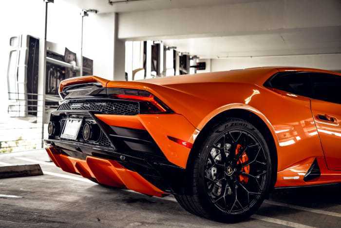 For Rent Lamborghini huracan 2022-pic_5