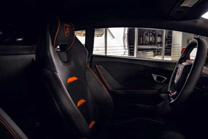 For Rent Lamborghini huracan 2022-pic_2