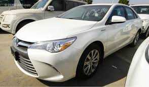 For Sale Toyota Camry Pearl White 2016-pic_3