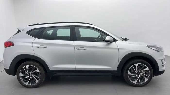 HYUNDAI TUCSON 2.0L 2WD 2019 GCC-pic_5