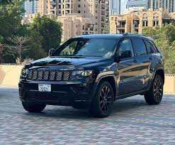 JEEP GRAND CHEROKEE SRT8 - 2013 - GCC - 5265 AED/MONTHLY - 1 YEAR WARRANTY UNLIMITED KM AVAILABLE-pic_3