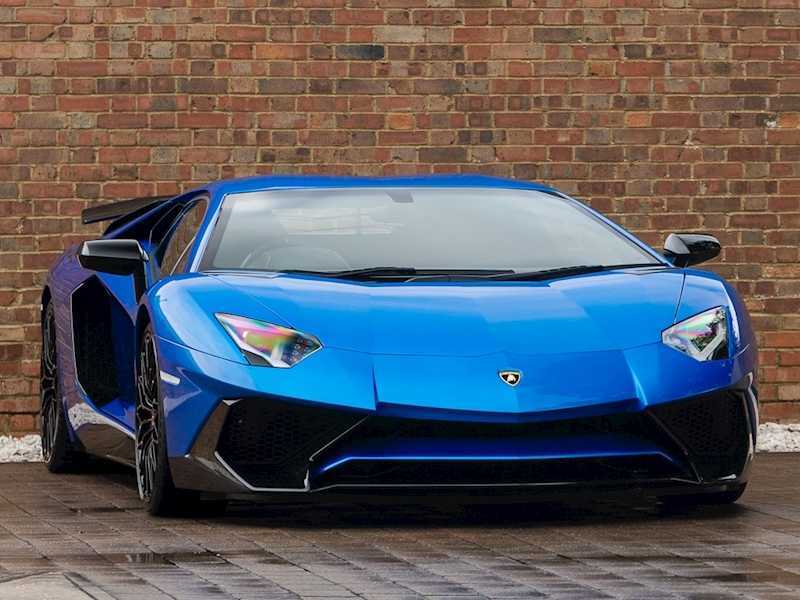 Lamborghini Aventador SVJ . special color .edition-pic_1