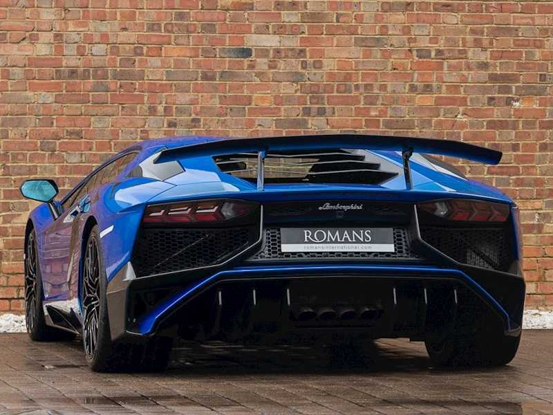 Lamborghini Aventador SVJ . special color .edition-pic_3