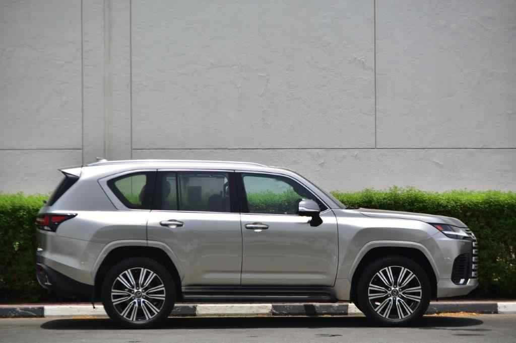 LEXUS LX 600 - SIGNATURE - 2022 MODEL-pic_3