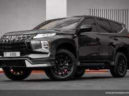 MITSUBISHI MONTERO SIGNATURE EDITION BLACK 2019 / GCC / SPECS-pic_1