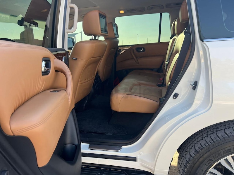 Nissan Patrol LE Platinum City-pic_1