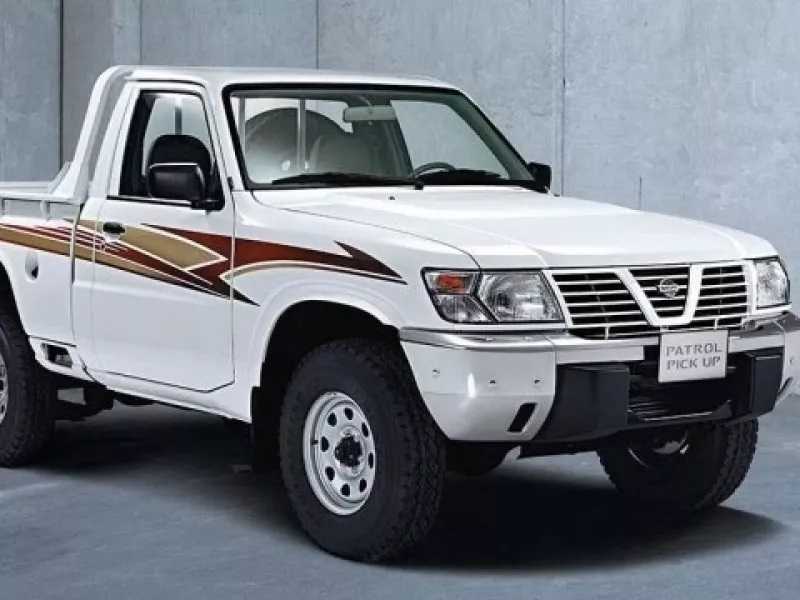 Nissan Patrol pickup 2021 M/T 3 years local dealer warranty-pic_1