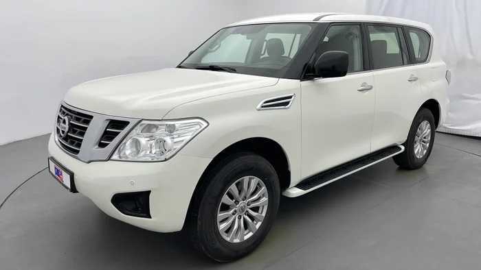 NISSAN PATROL SE 2017 V6 AED 1780/ month EXCELLENT CONDITION UNLIMITED K.M WARRANTY..-pic_2