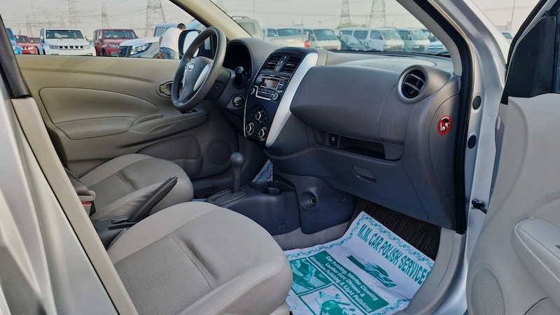 Nissan Sunny-pic_6