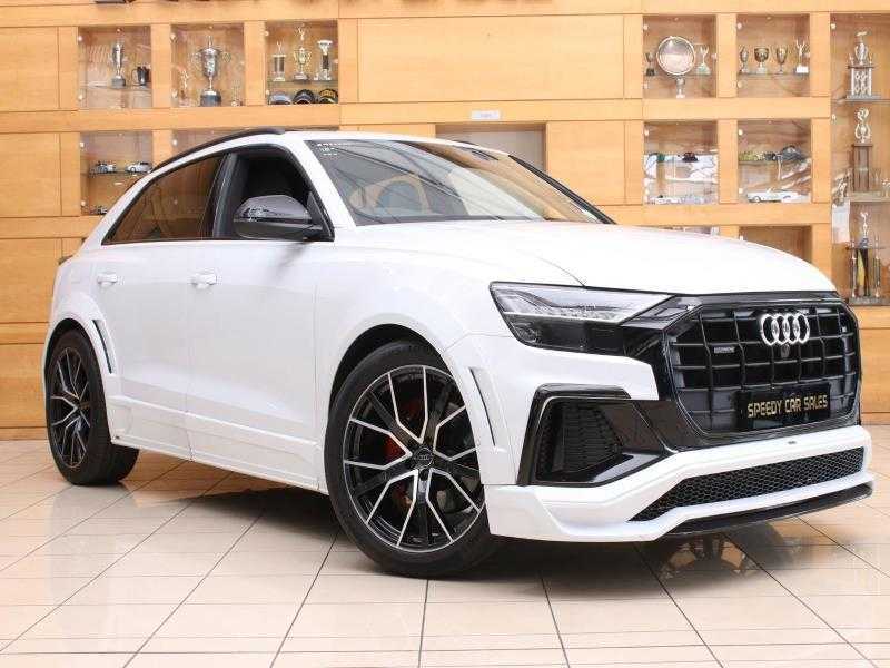 Rent Audi Q8 2022-pic_1