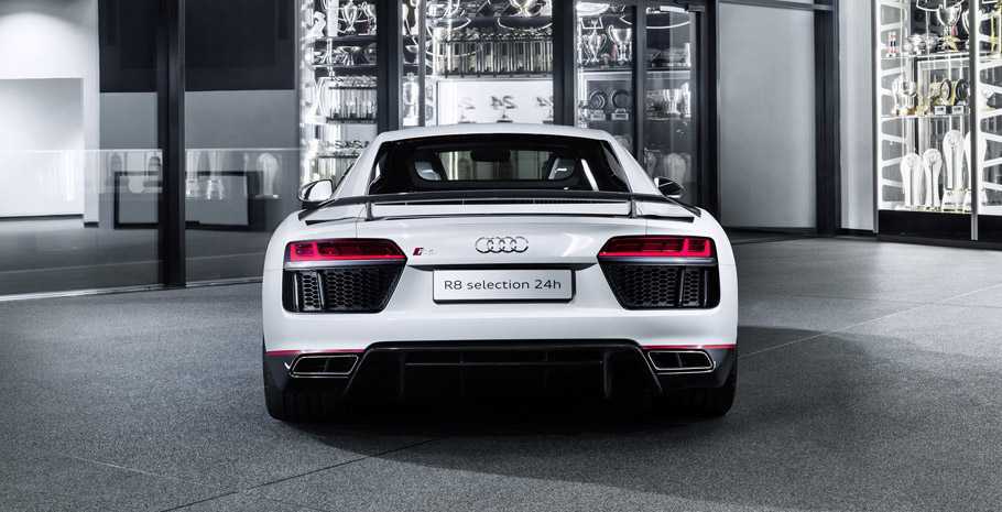 Rent Audi R8 Coupe 2021 in Dubai-pic_1