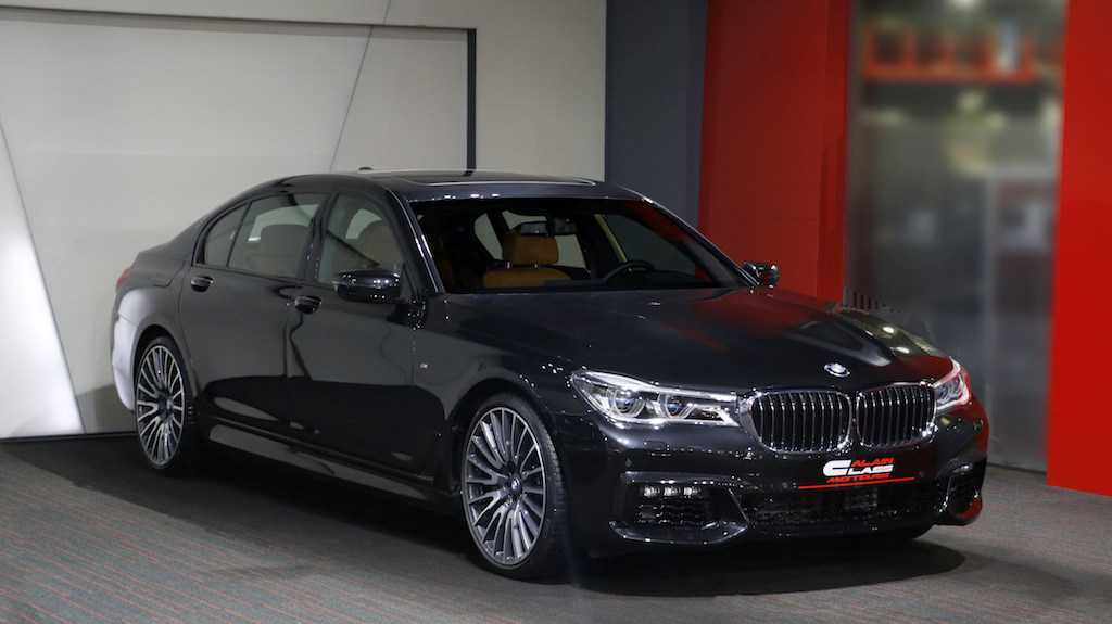 Rent BMW 7 Series 2022-pic_2