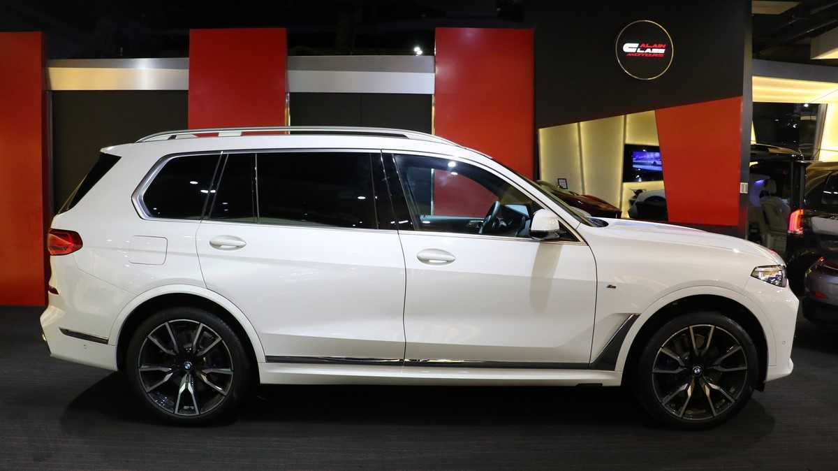 RENT BMW X7 2020 IN DUBAI-pic_4