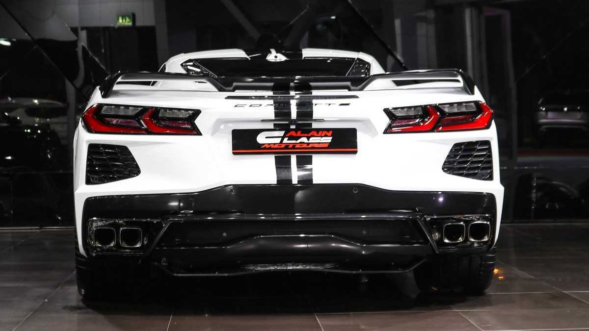 Rent Chevrolet Corvette Stingray 2022-pic_2