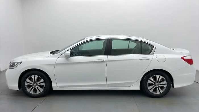 RENT HONDA ACCORD 2016 IN DUBAI-pic_3