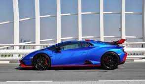 Rent Lamborghini Huracan STO 2022 in Dubai-pic_3