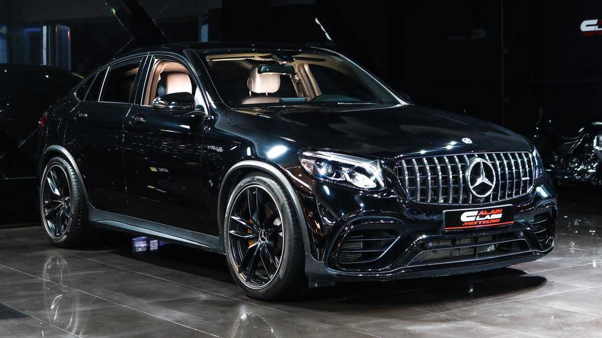 RENT MERCEDES BENZ AMG GLC 63 2020 IN DUBAI-pic_2