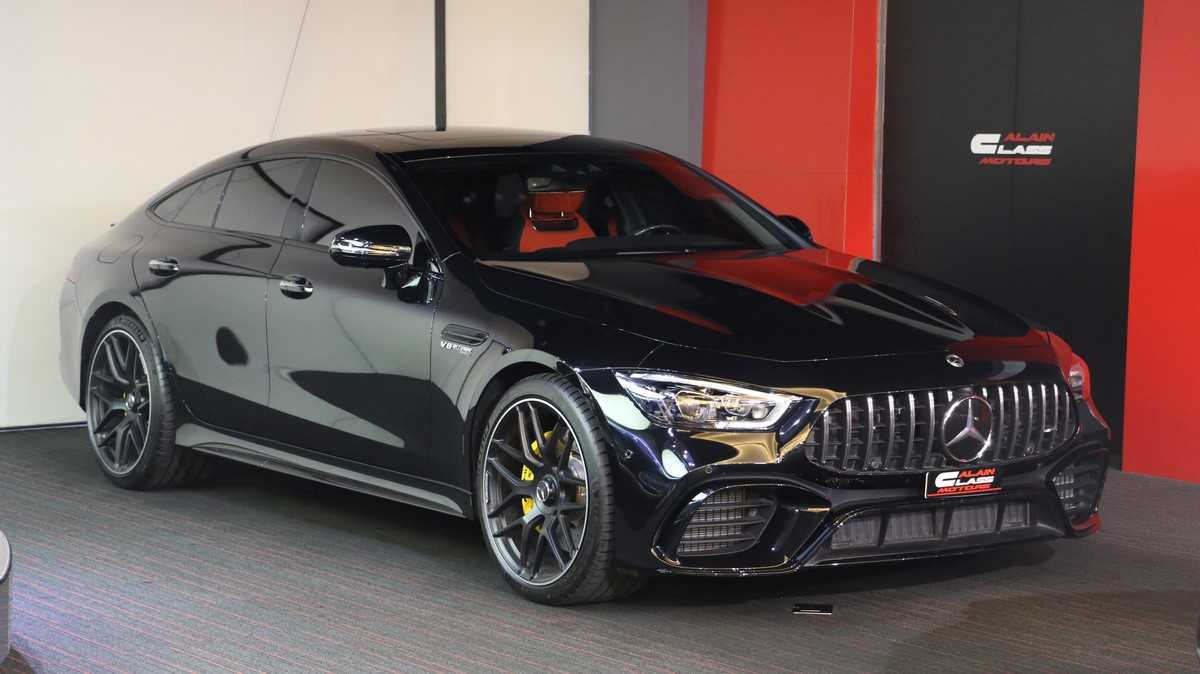 RENT MERCEDES BENZ AMG GT 63 2020 IN DUBAI-pic_5