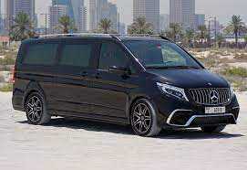 RENT MERCEDES BENZ V250 VIP EDITION 2017 IN DUBAIRENT MERCEDES BENZ V250 VIP EDITION 2017 IN DUBAI-pic_3