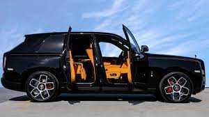 Rent Rolls Royce Cullinan Black Badge 2022 in Dubai-pic_3