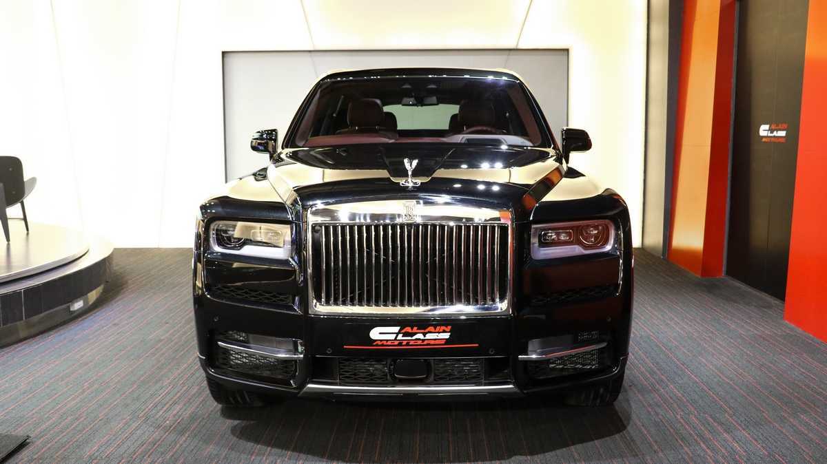 RENT ROLLS ROYCE CULLINAN BLACK BADGE 2022 IN DUBAI-pic_1