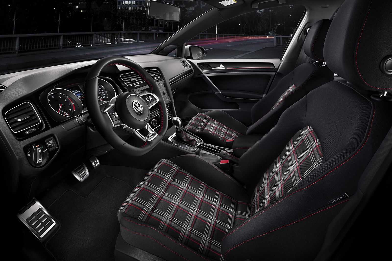 RENT VOLKSWAGEN GOLF GTI 2021 IN DUBAI-pic_3