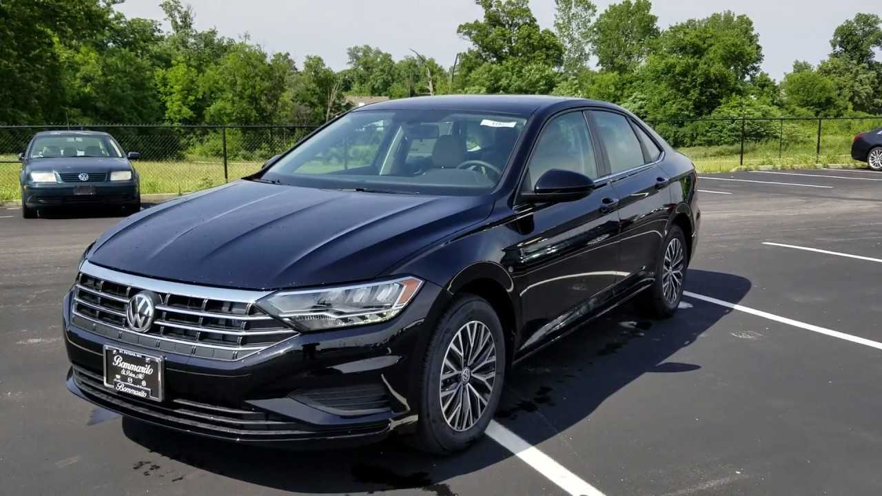 RENT VOLKSWAGEN JETTA 2019 IN DUBAI-pic_3