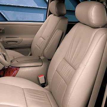 Toyota Tundra Limited 1/2 Door - Leather Seats - N