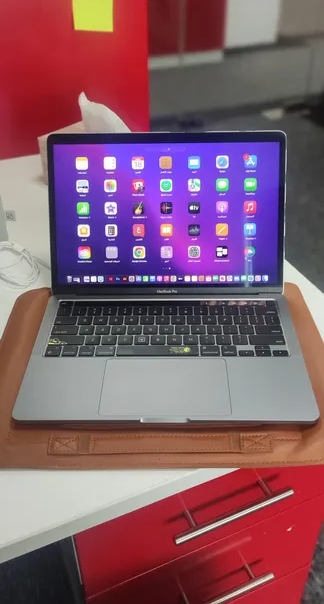 Apple MacBook Pro 2020-pic_2