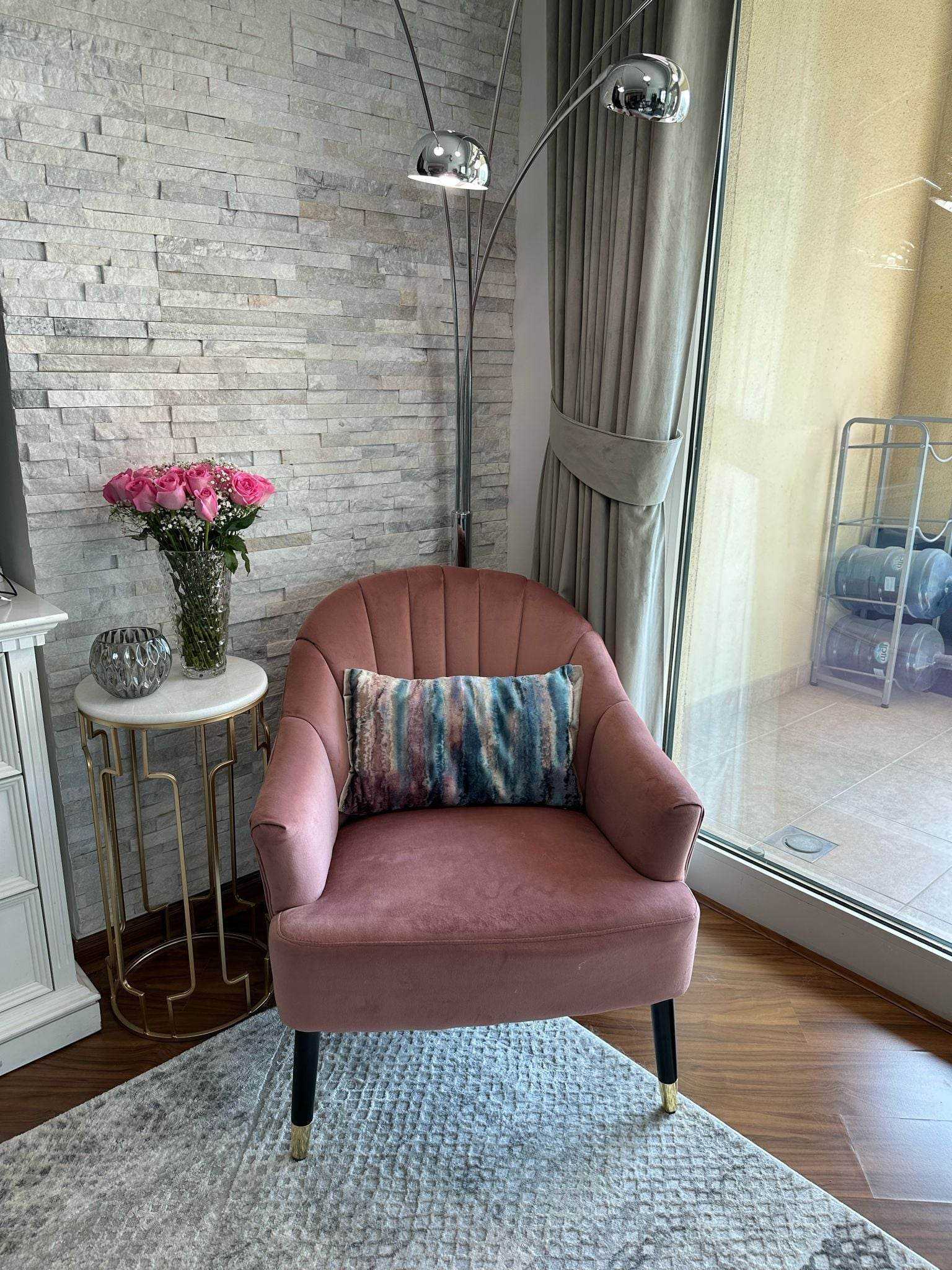 Rashid Al Maqoodi Used Furniture-image