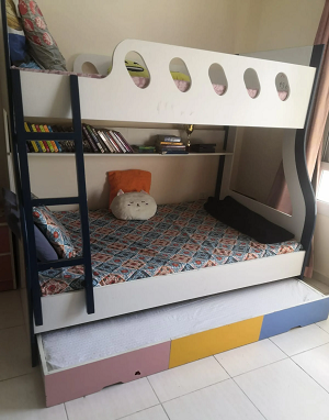 Children's bunk bed and dressing table-image