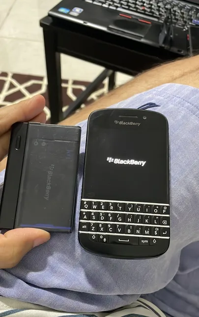 Black Berry bold 32 GB 2 gb ram working excellent