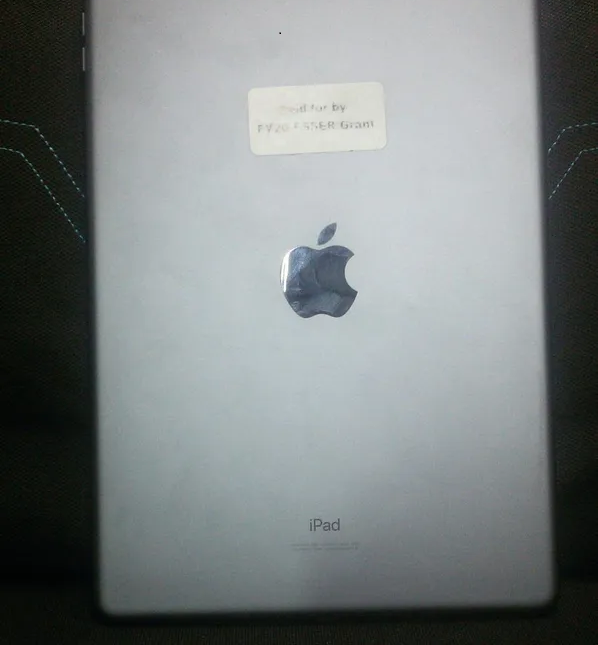 iPad 7 32 GB good condition and good price-pic_3