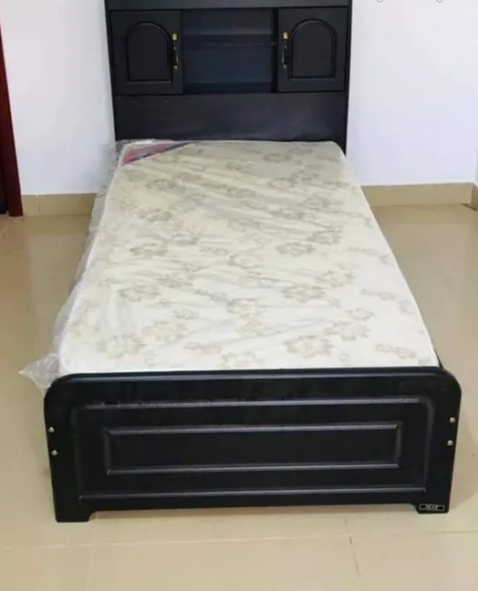 we have wood single size 90x190 bed with for sale-pic_1