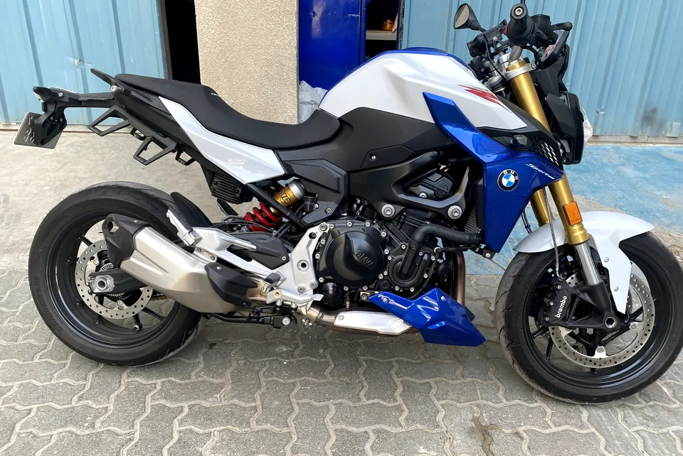 Bmw F900R 2023 Very clean engine and very low km just 4000k